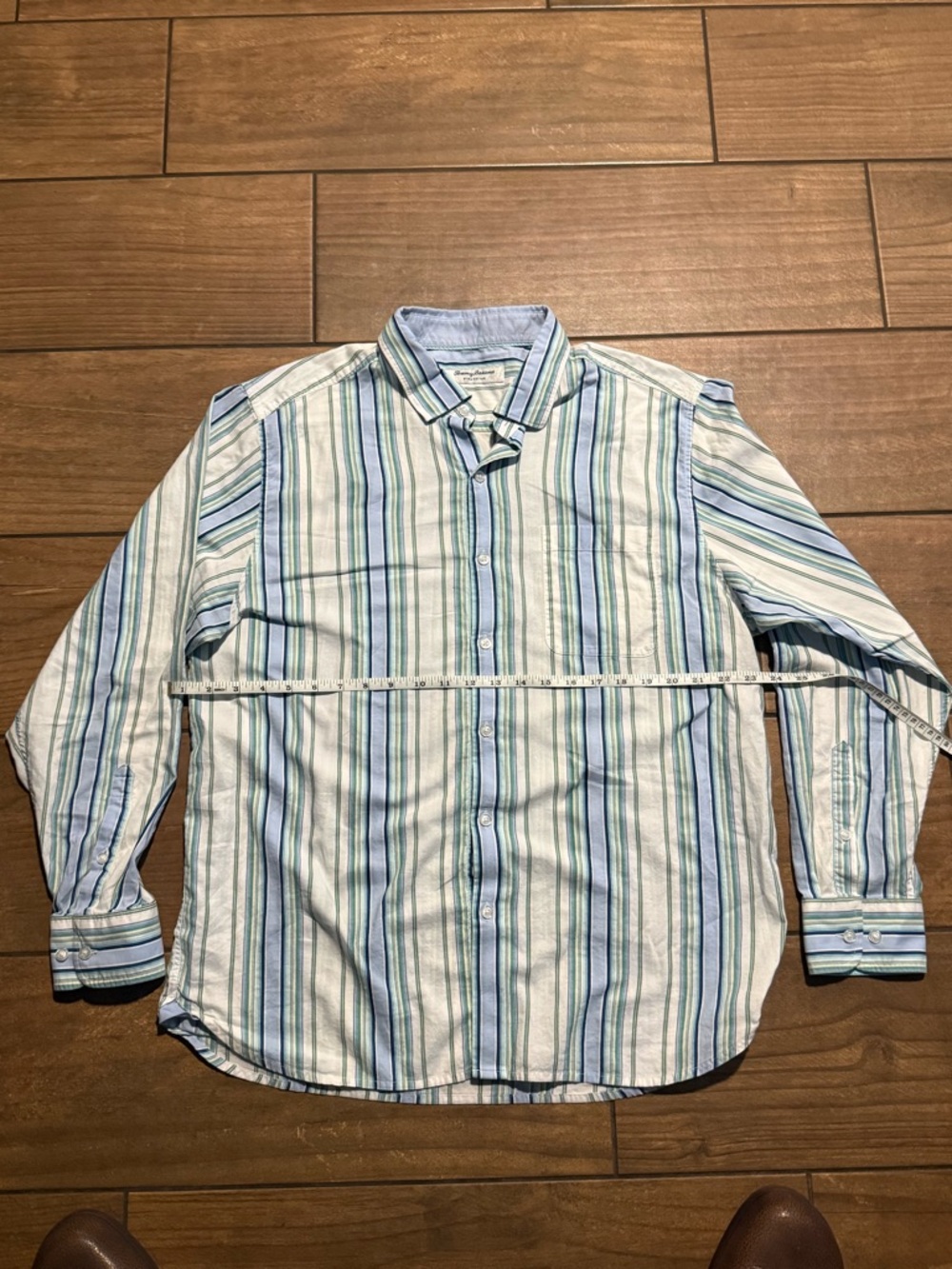 Tommy Bahama White Blue Green Striped Button Up Shirt Sz L 100% Pima Cotton L/S